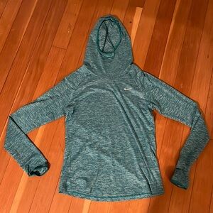 Nike Dri fit Hoodie Pullover in Teal. Size Medium